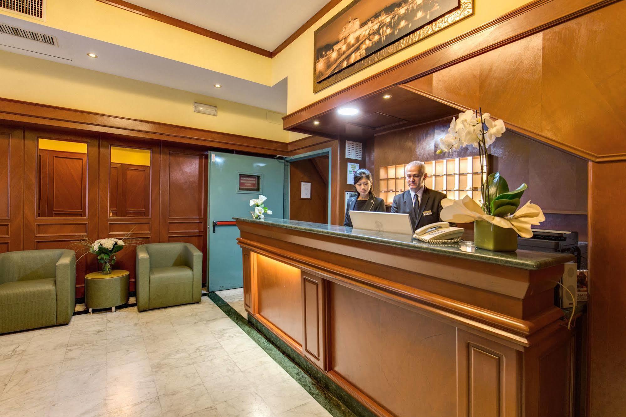 Flower Garden Hotel Rom