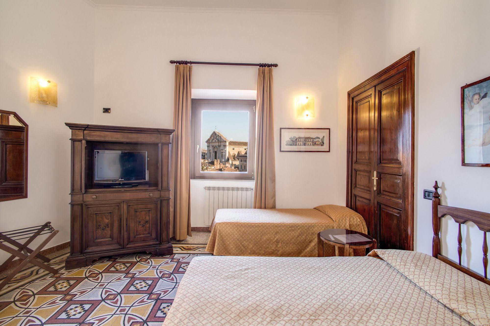 Hotell Primavera 2*