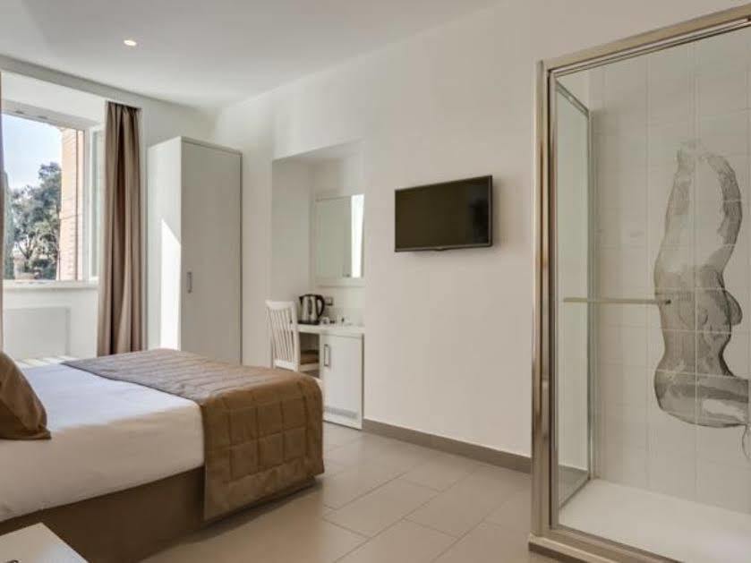 Hotel Trevi 3*