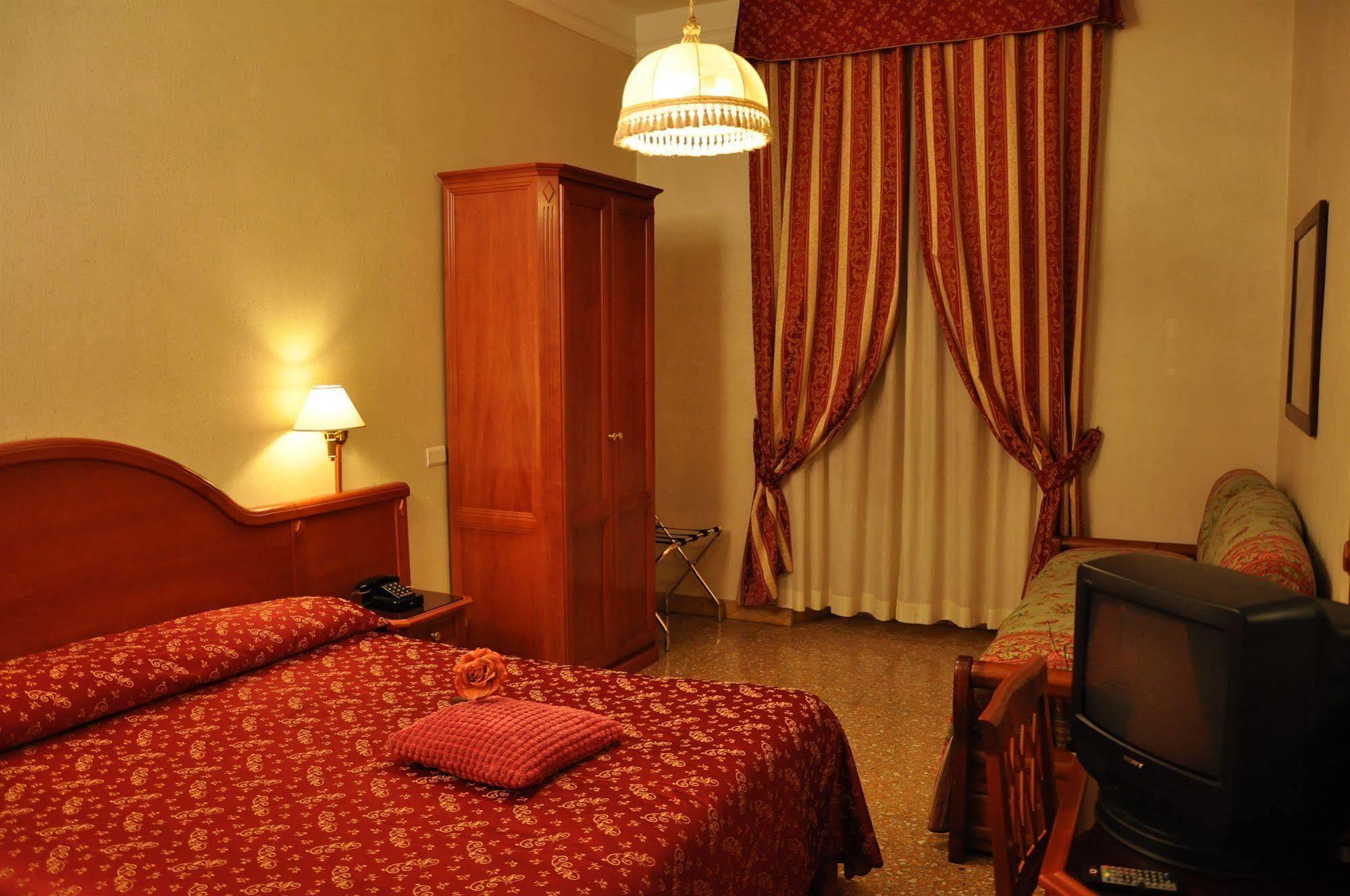 Hotel Sandra Rom