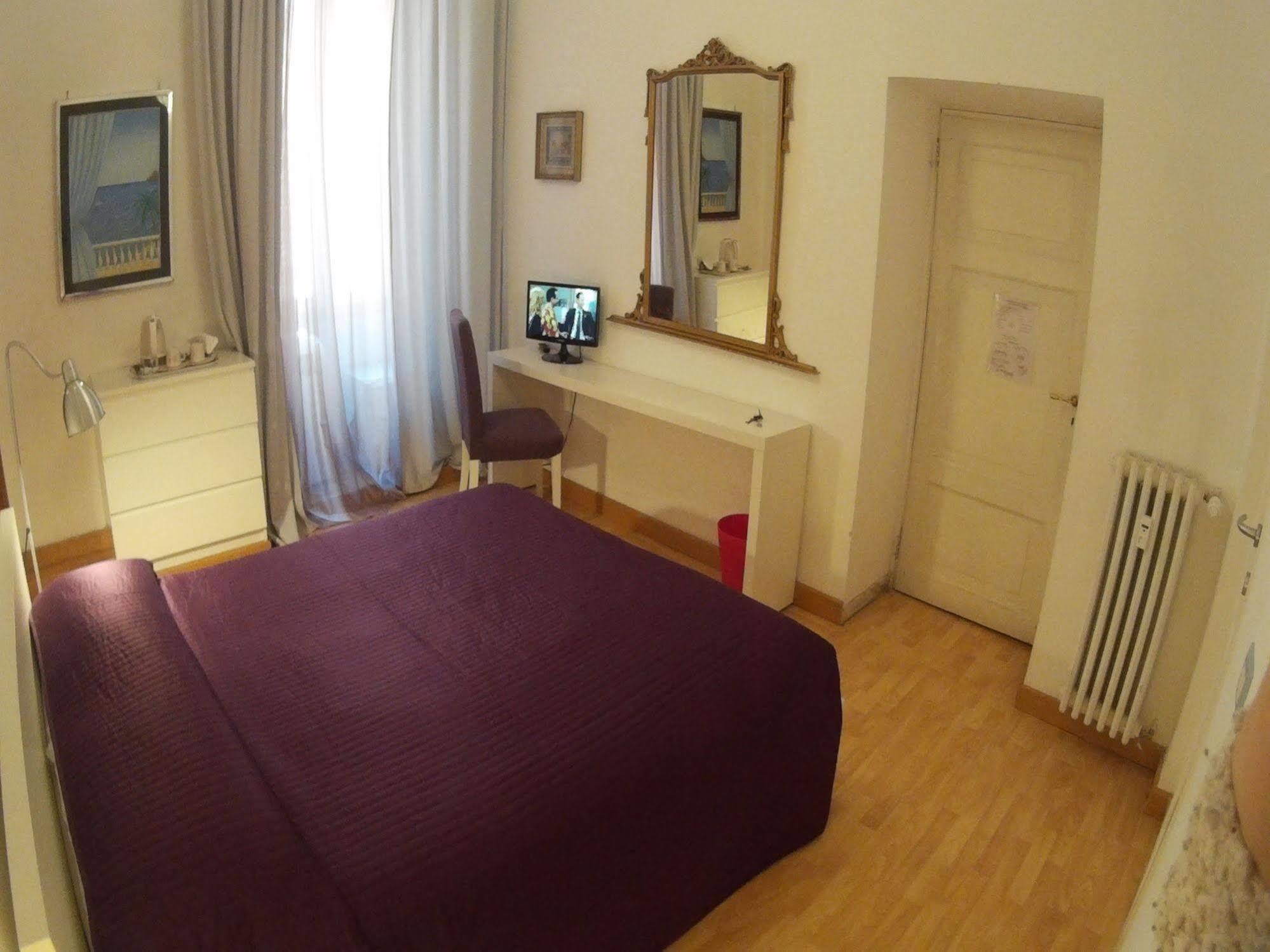 A Casa Boschi Near Vatican Bed & Breakfast Roma