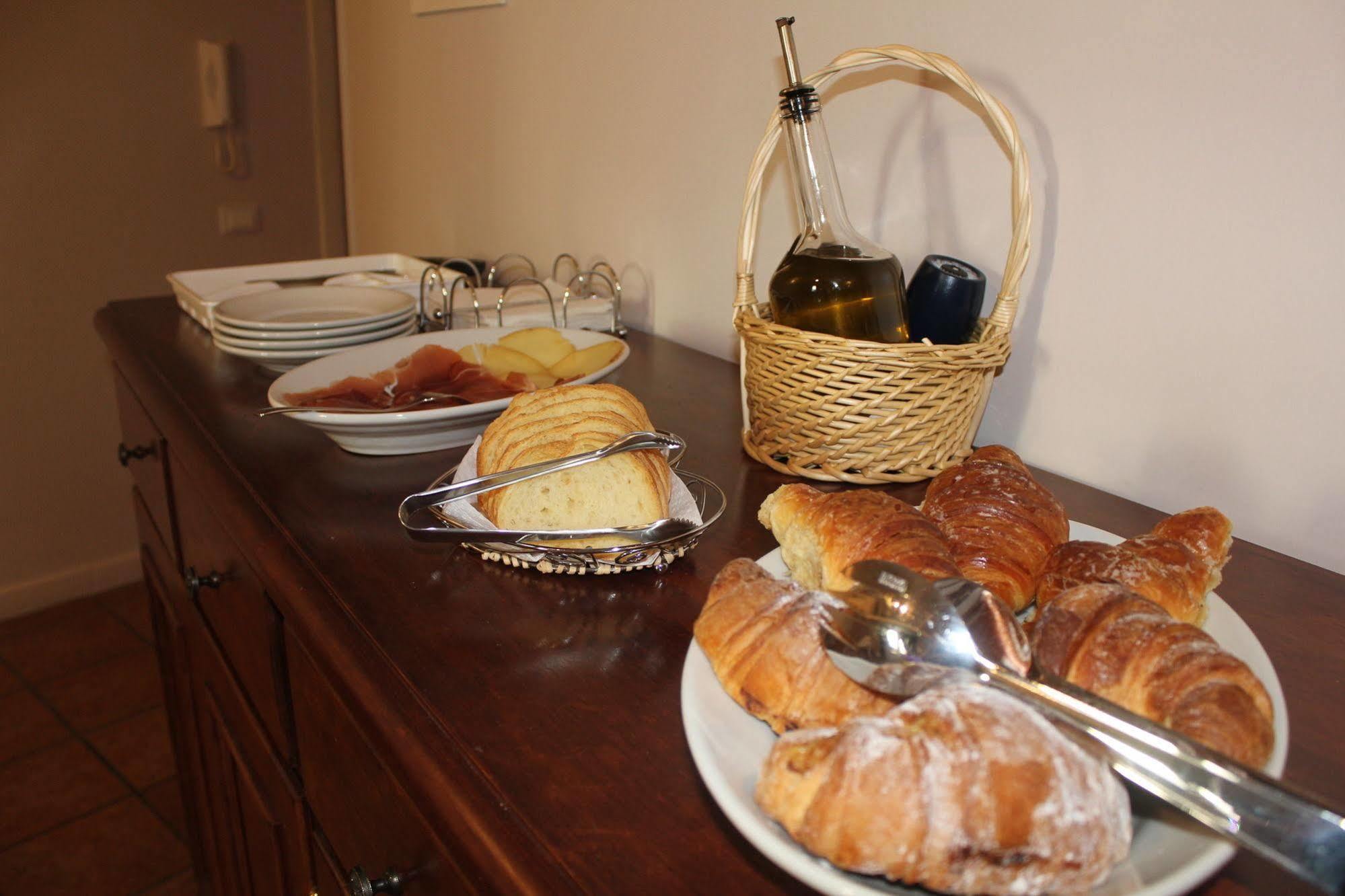 Affittacamere Relais Casa Della Fornarina Roma