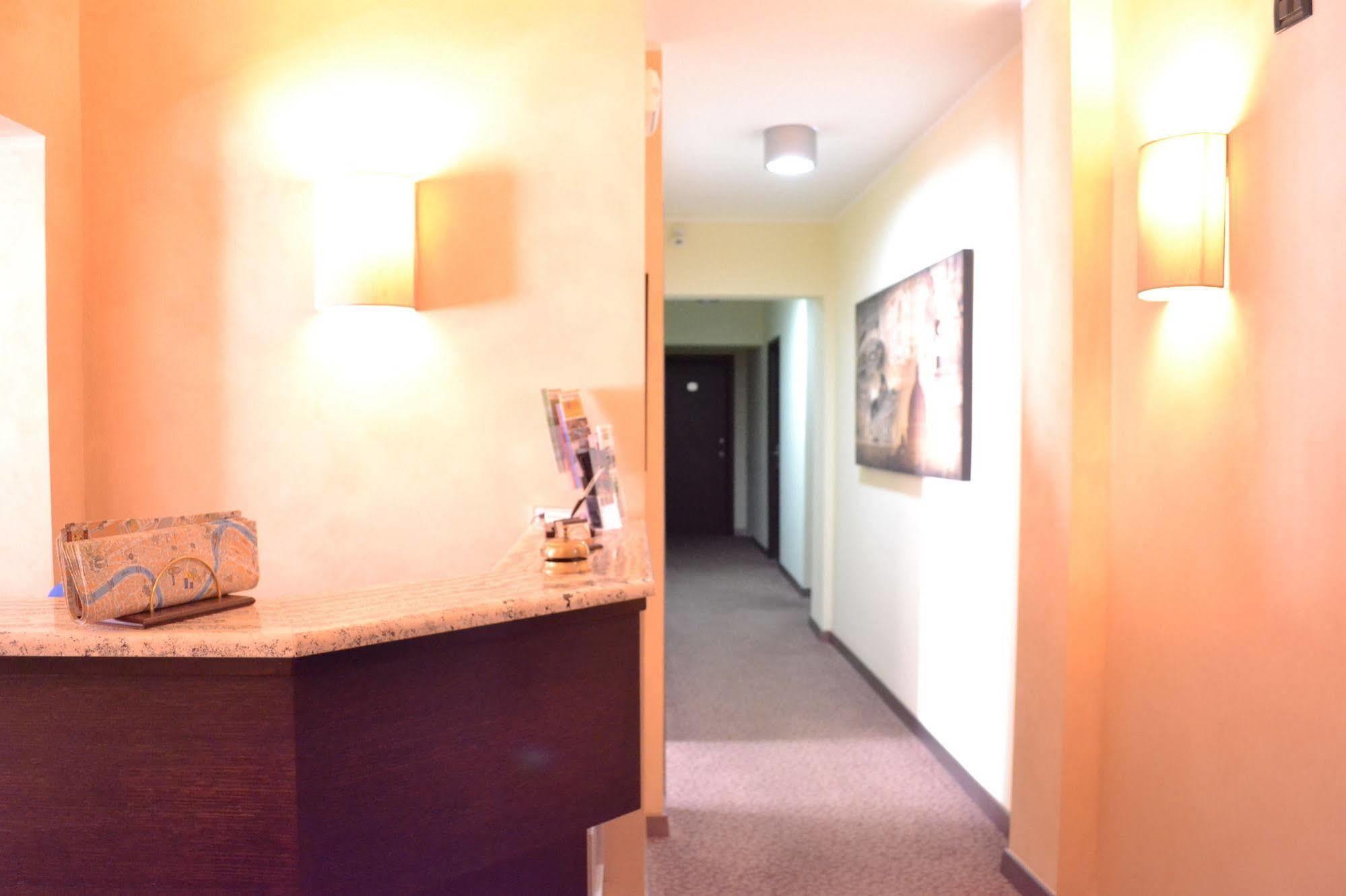 Nautilus Hotell 3*