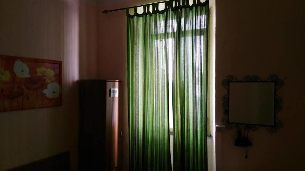 Volturno House * Roma