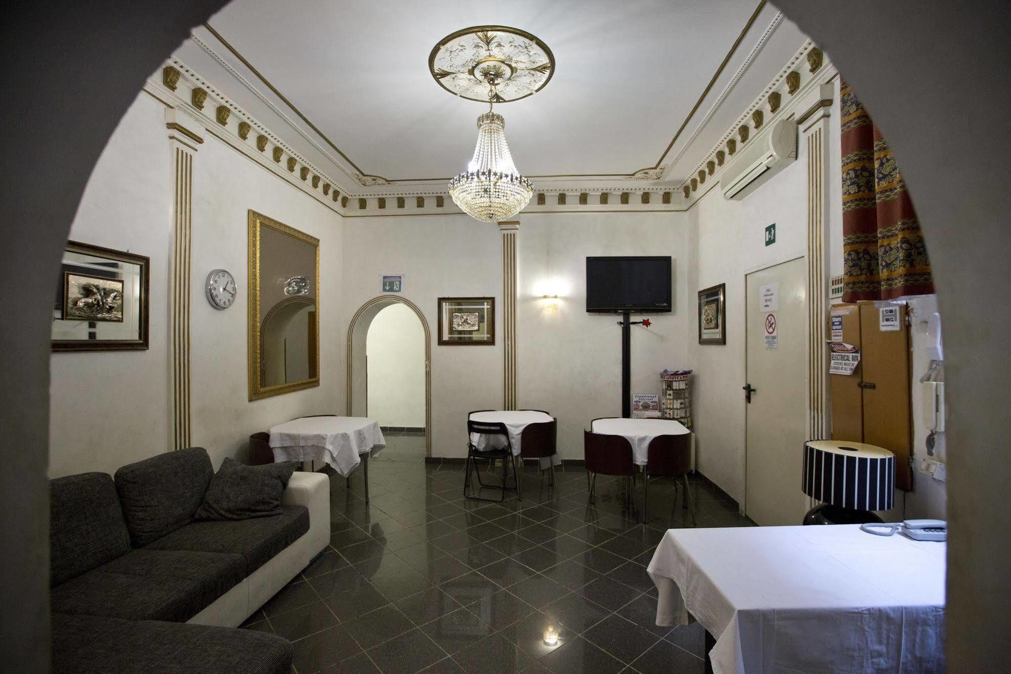 Beautiful Hostal *