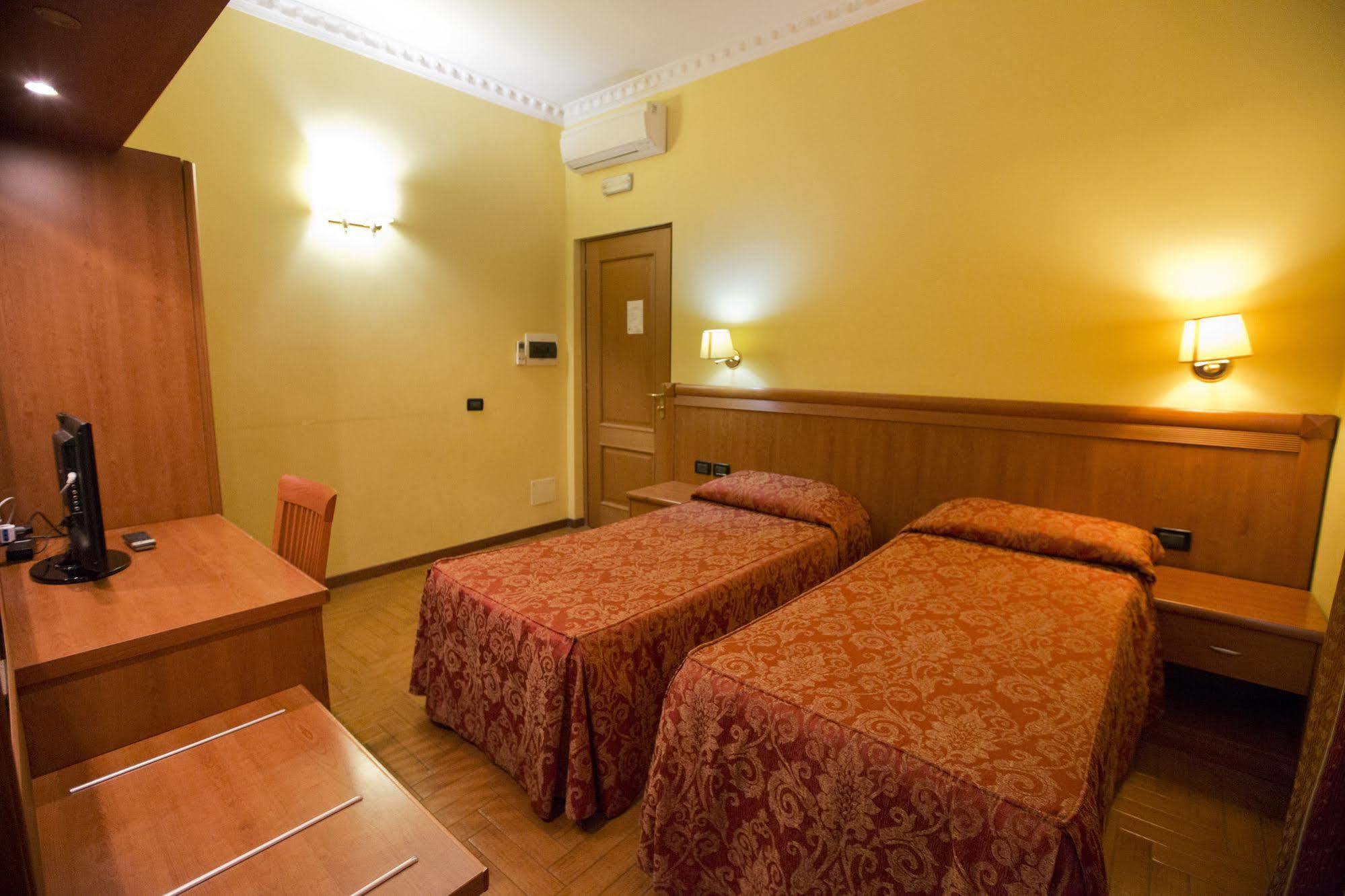Lella Hotel Roma