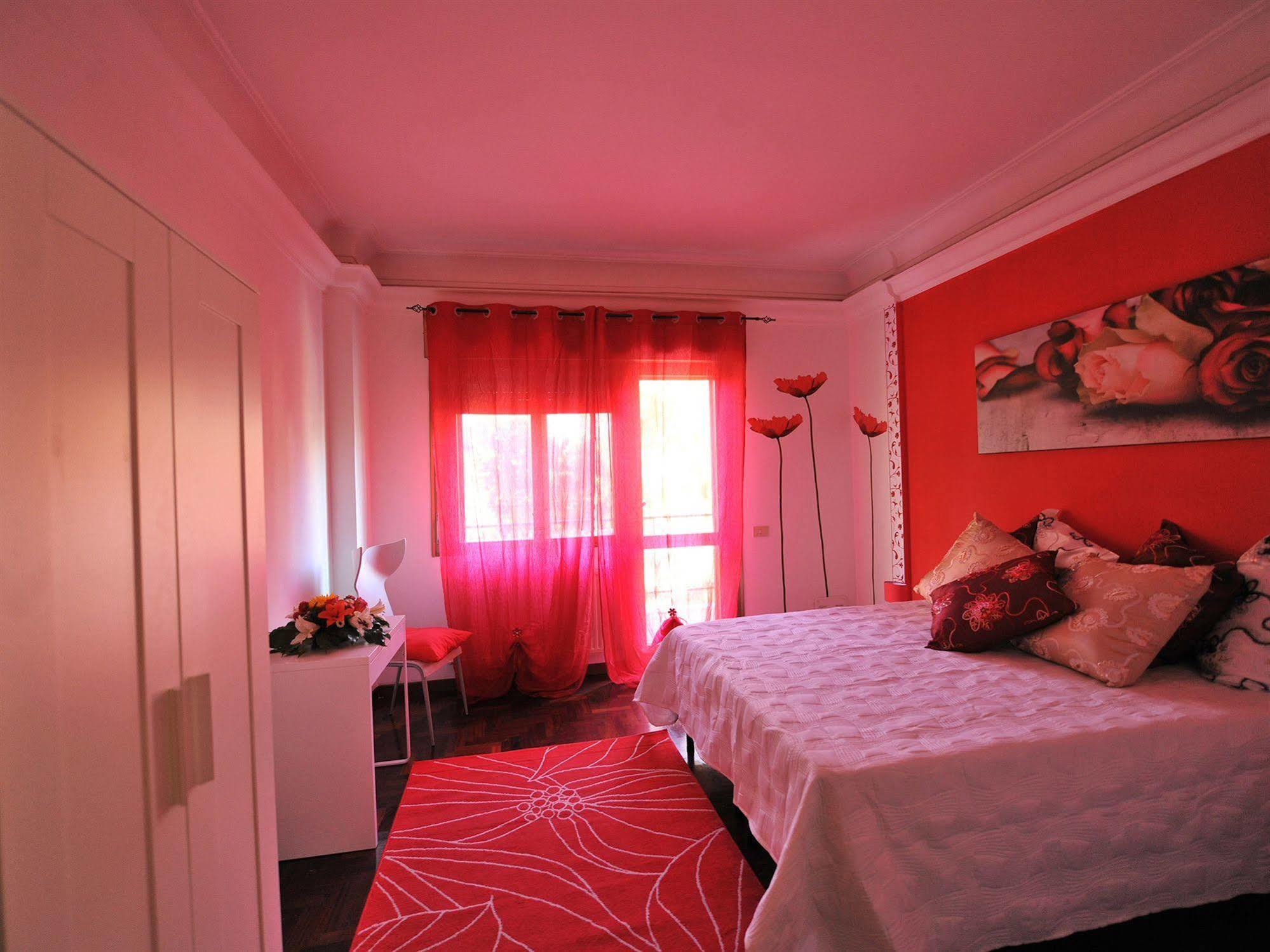 Bed & Breakfast Domus Domiziana 2*