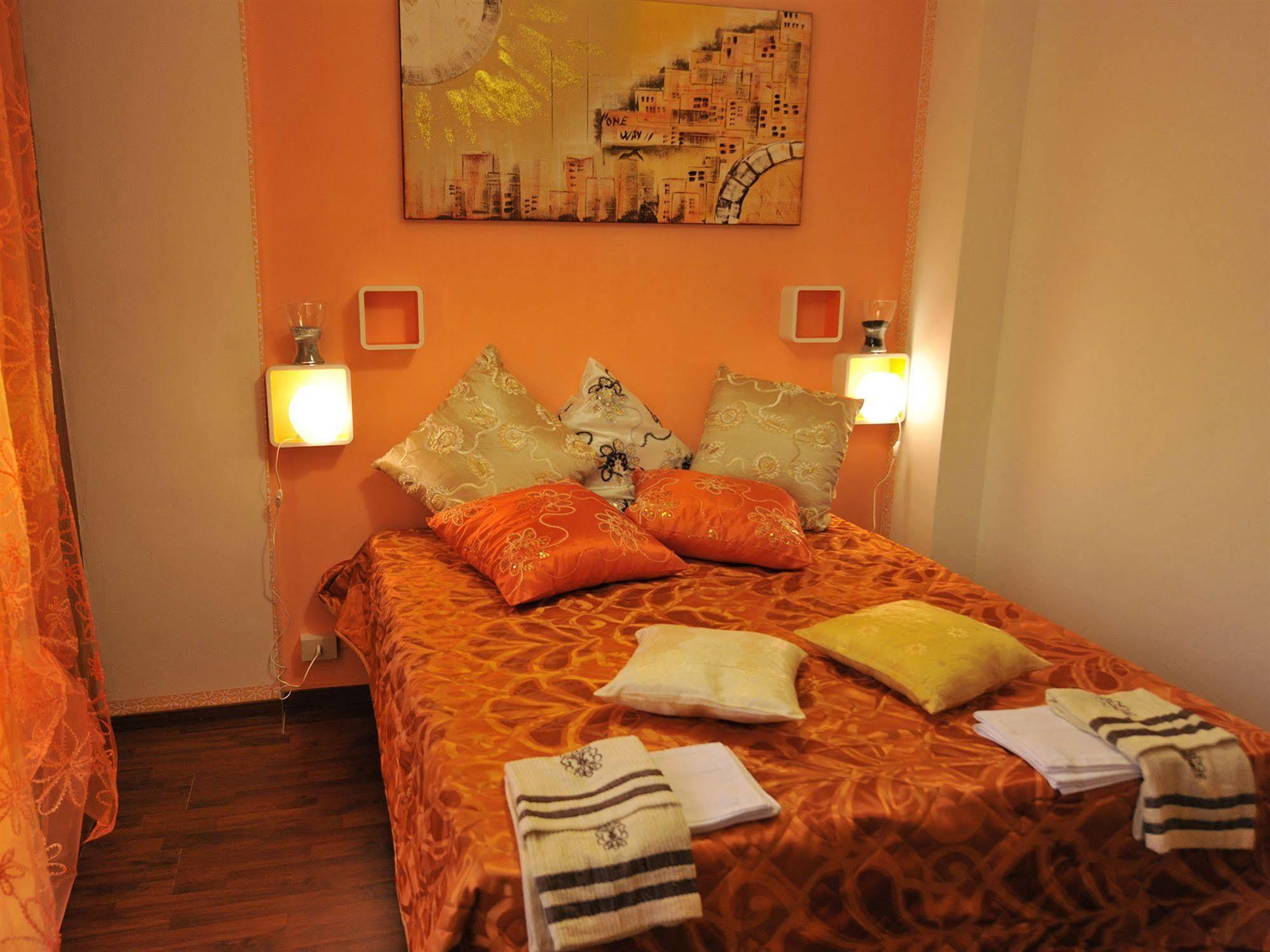 Domus Domiziana 2*