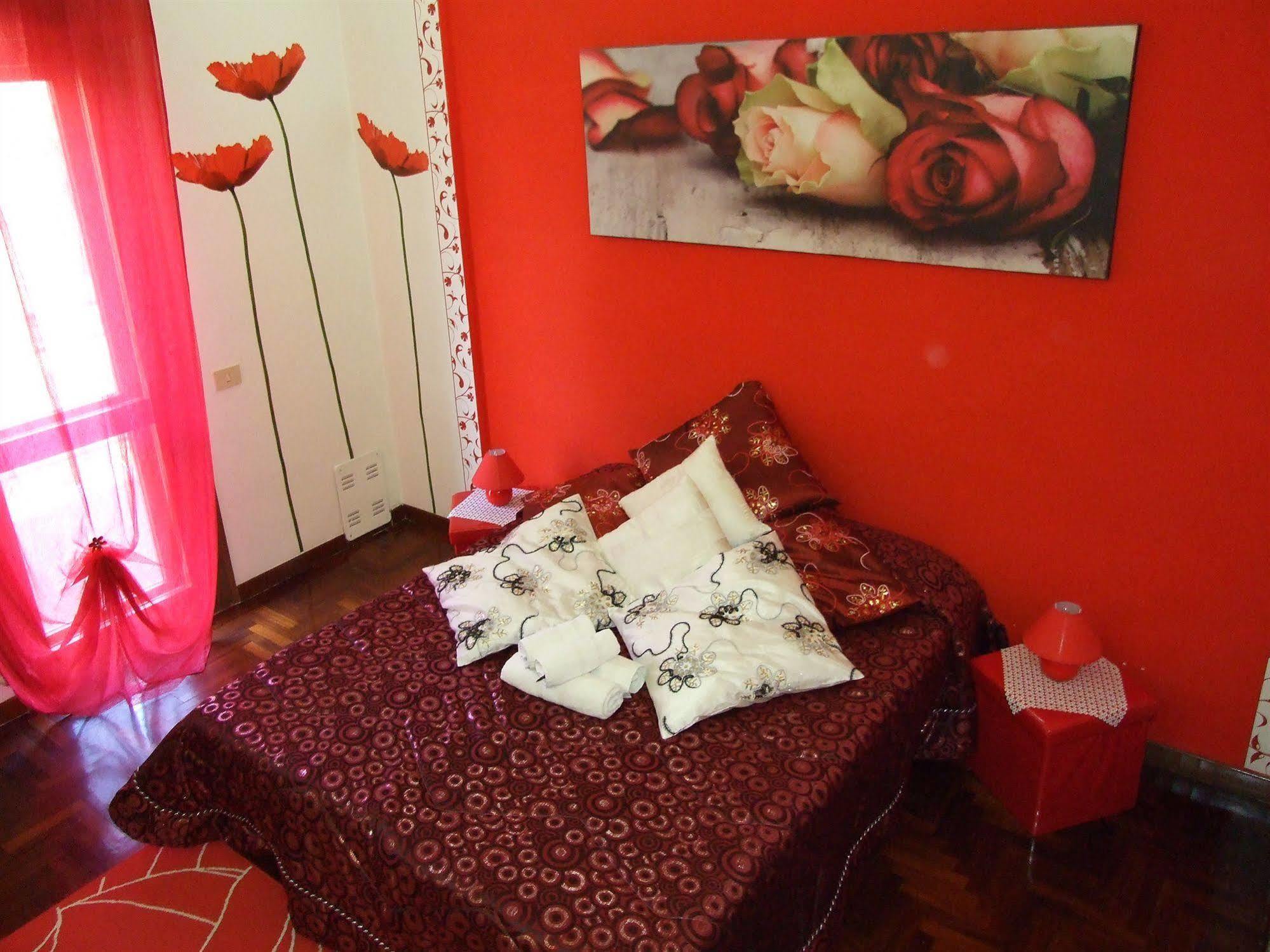 Bed & Breakfast Domus Domiziana 2*