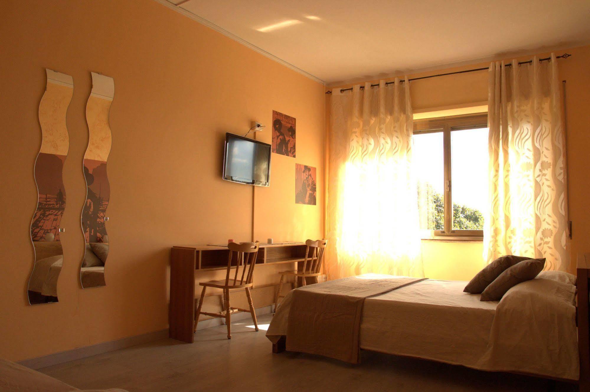 Bed & Breakfast B&B Movie Home
