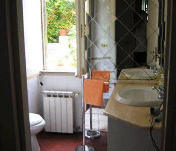 Garden Flat By Vatican Walls Gjestgiverier 3*