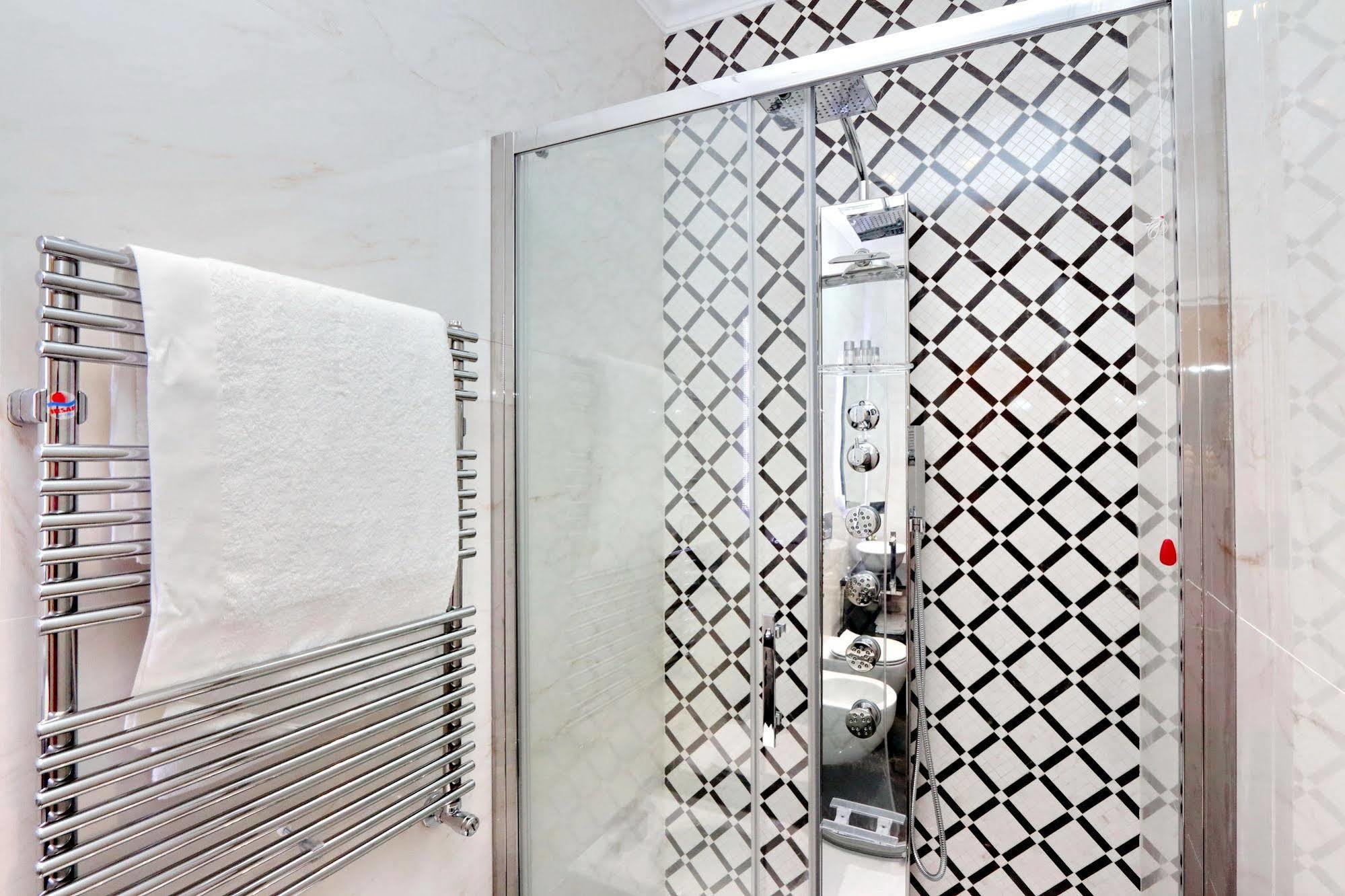 Bq House Colosseum Luxury Rooms Frühstückspension