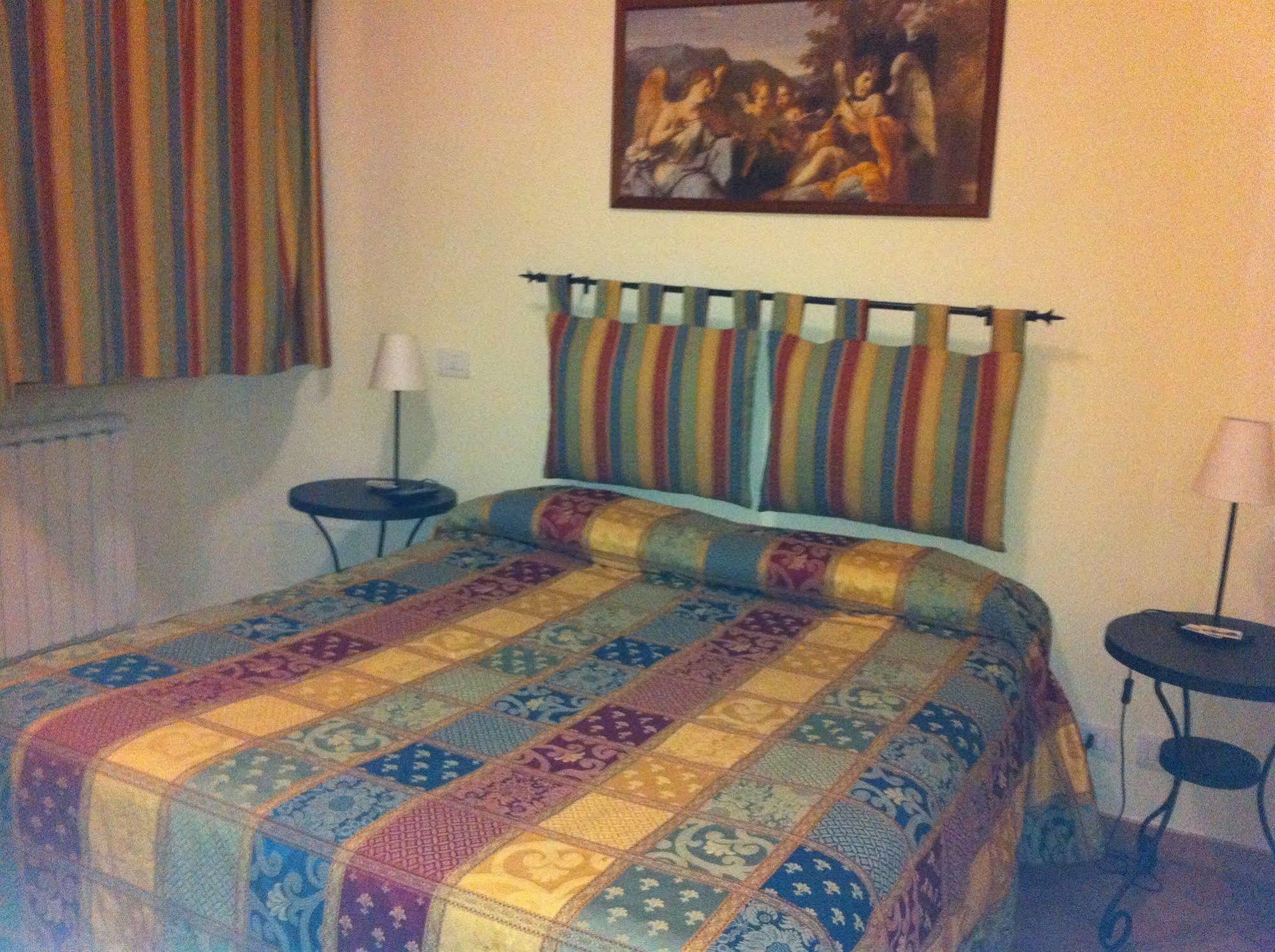 The Flower Bed and breakfast 3*