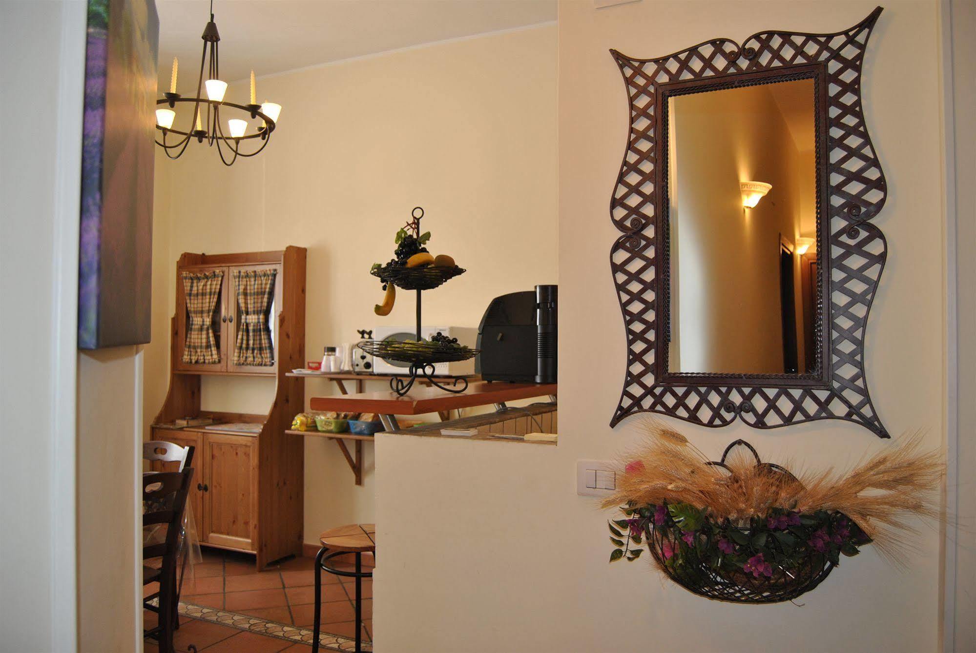 The Flower Bed and breakfast Roma