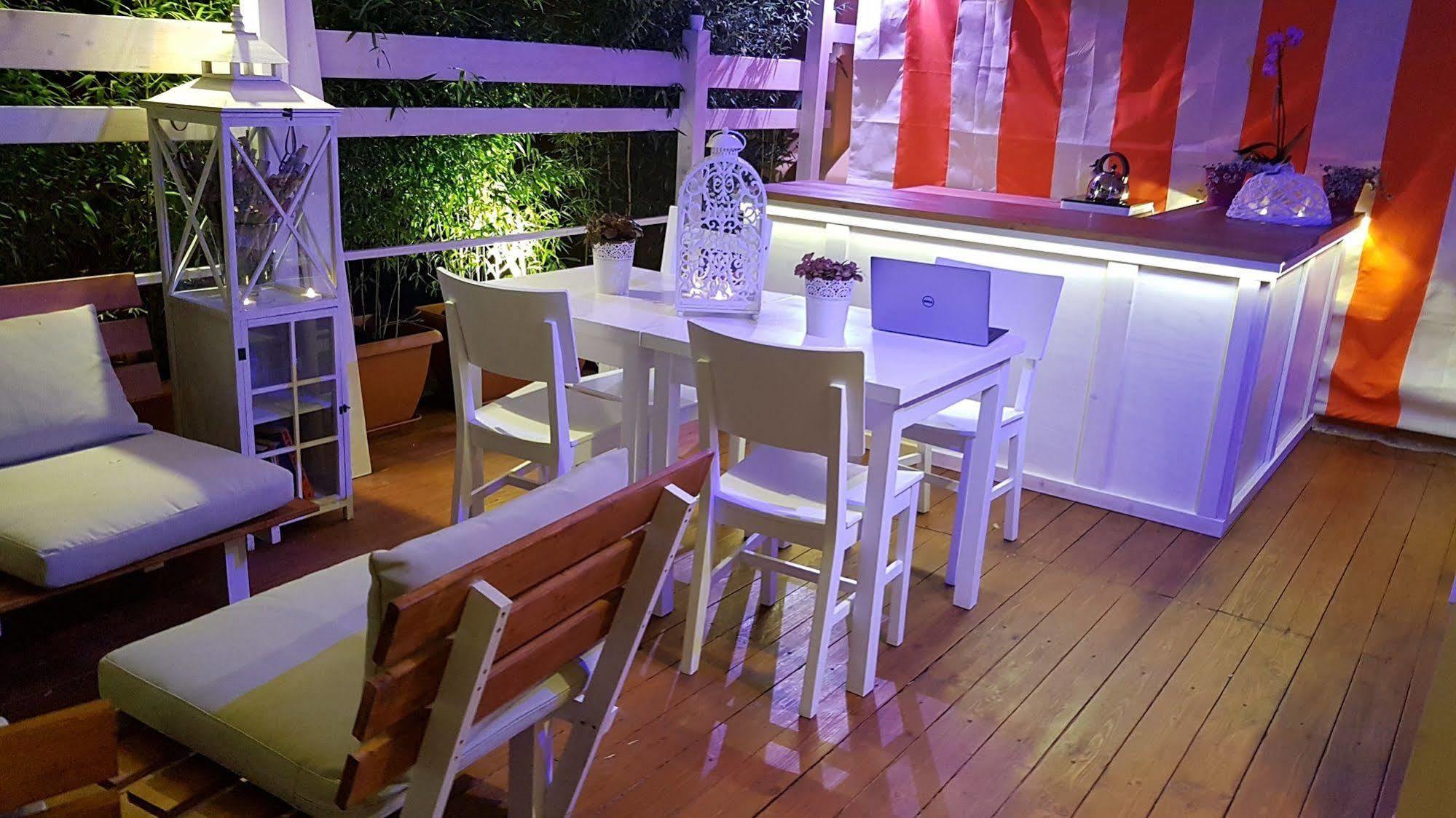 Bed & Breakfast Quodlibet 2*