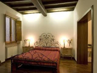 Spanish Diamond Luxury & Jacuzzi