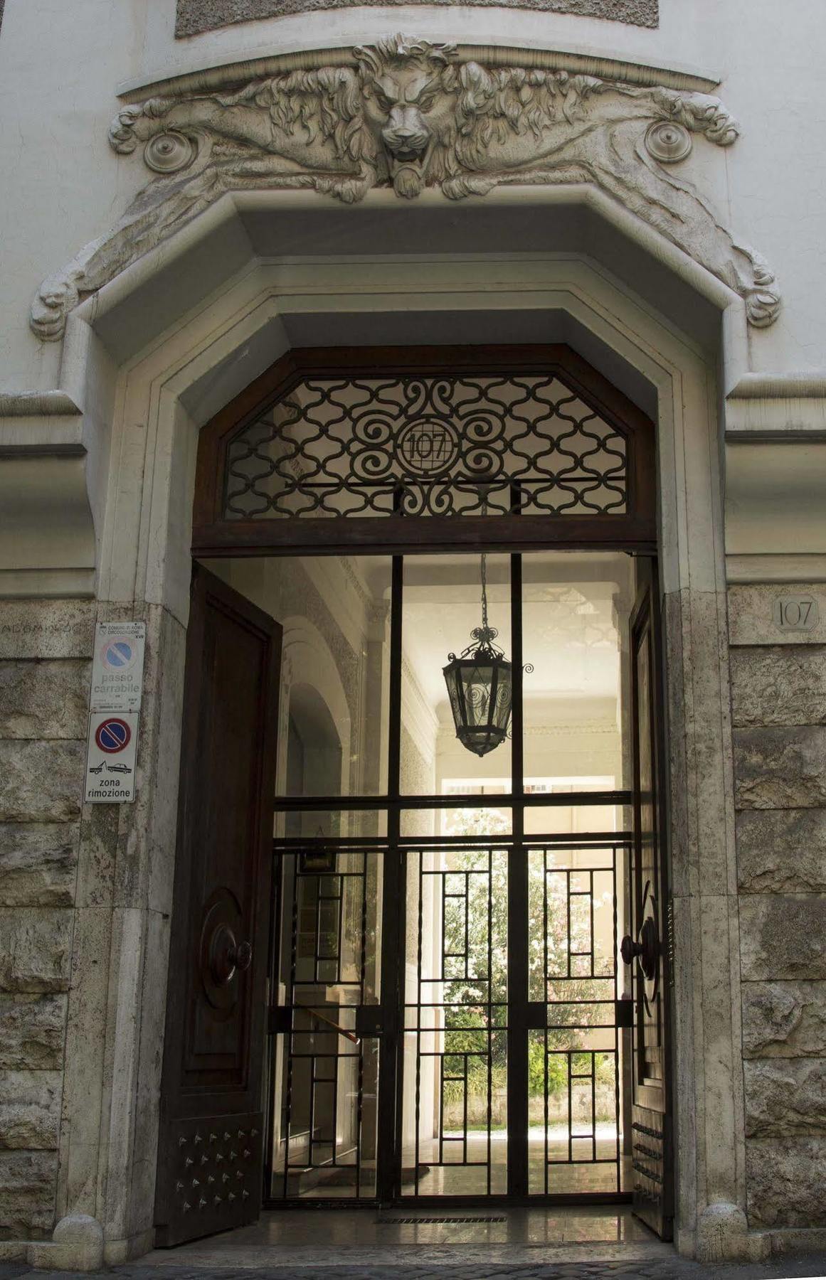 Maison Maneli Pensión 3*