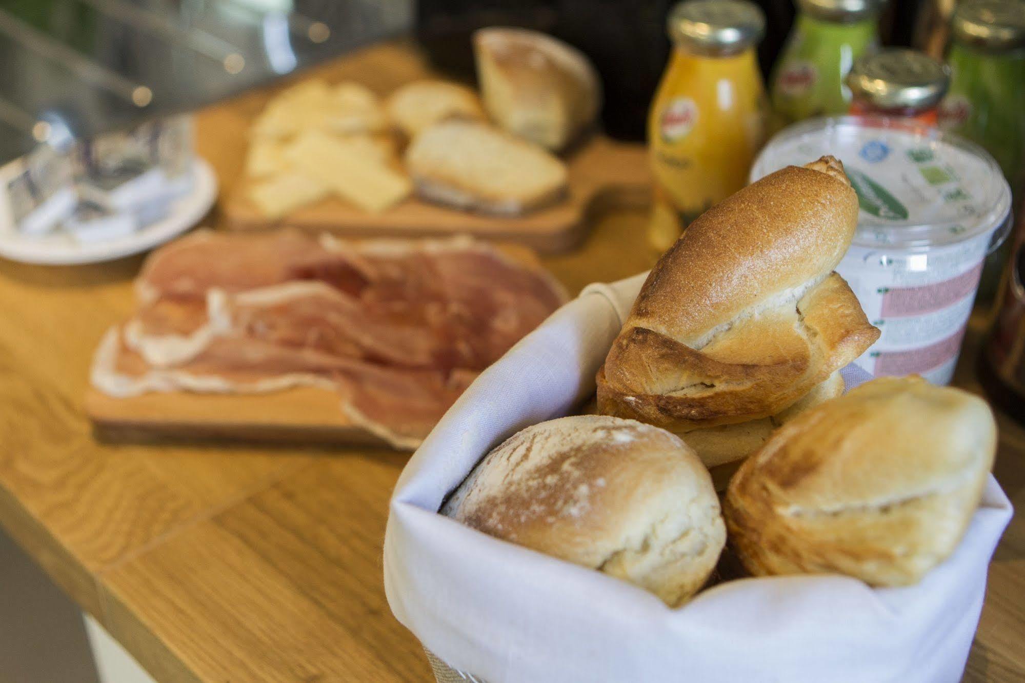 Alojamento de Acomodação e Pequeno-almoço Feelinrome