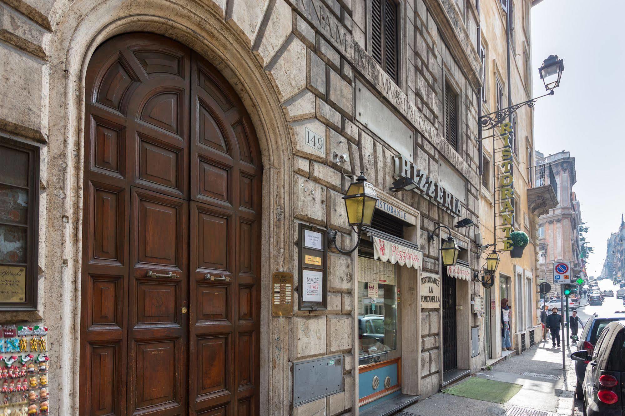 Casa Heberart Sistina Pensión 2*