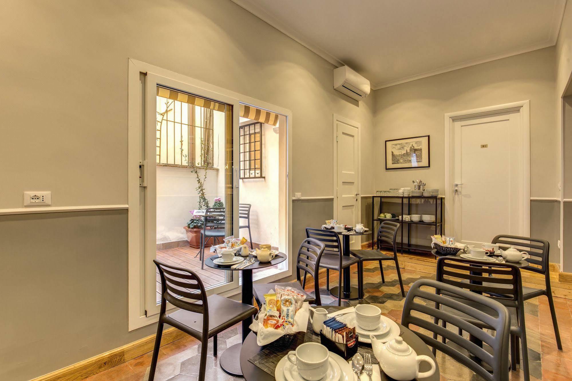 Tlv Navona 3*