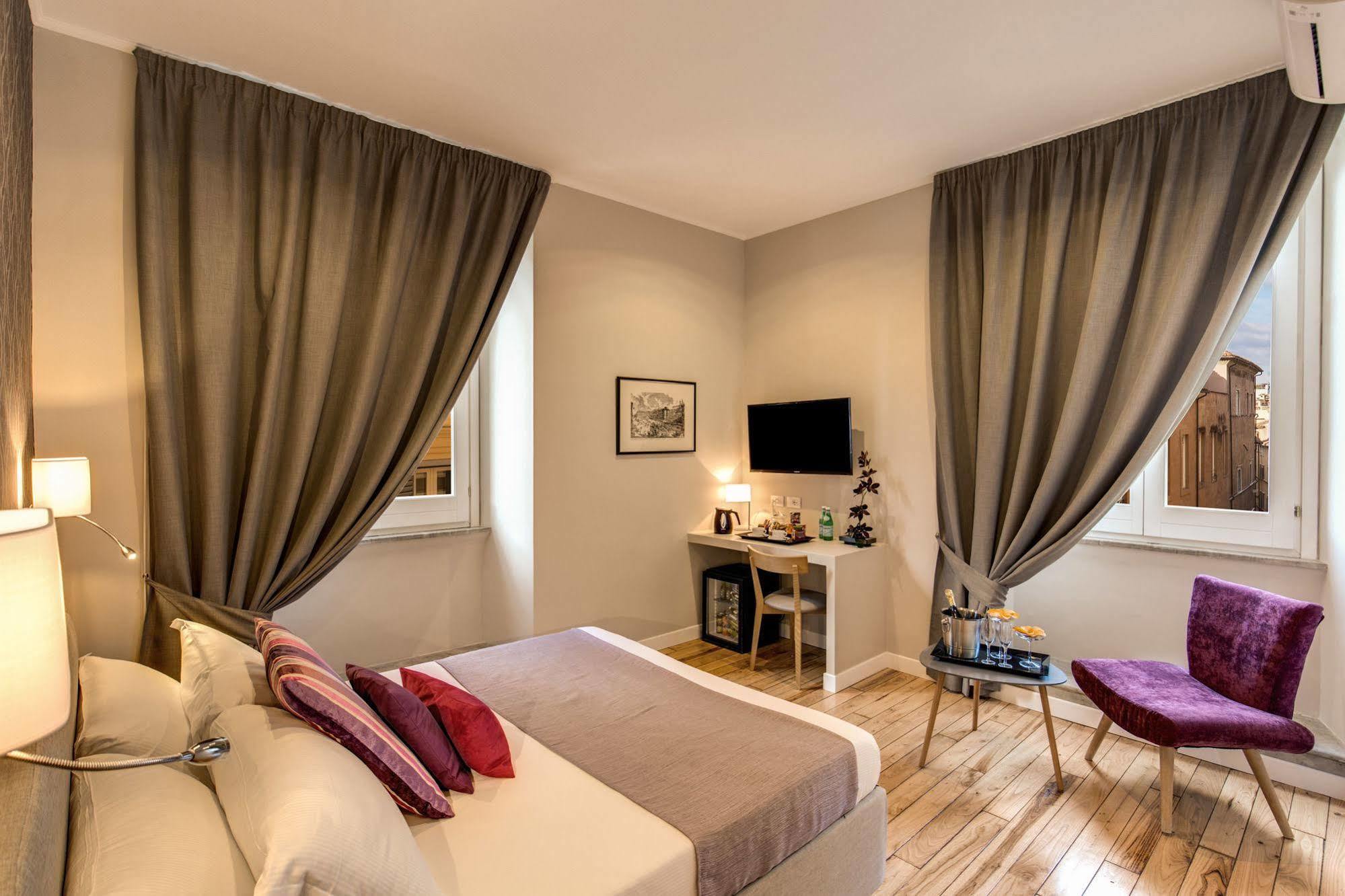 Tlv Navona Hotel
