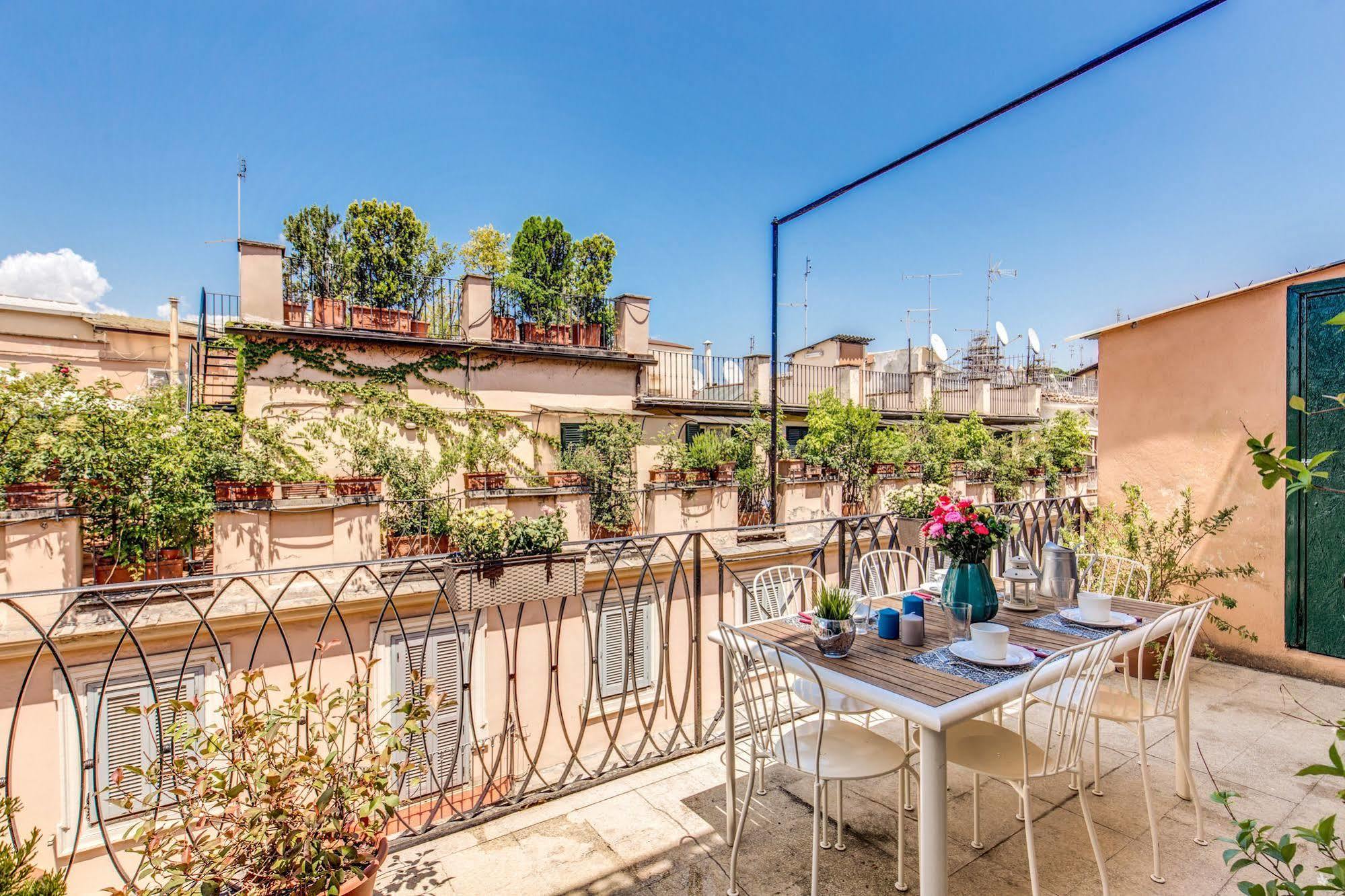 Aweshomeitaly - Spagna Glamour Life Penthouse Apartment Rom