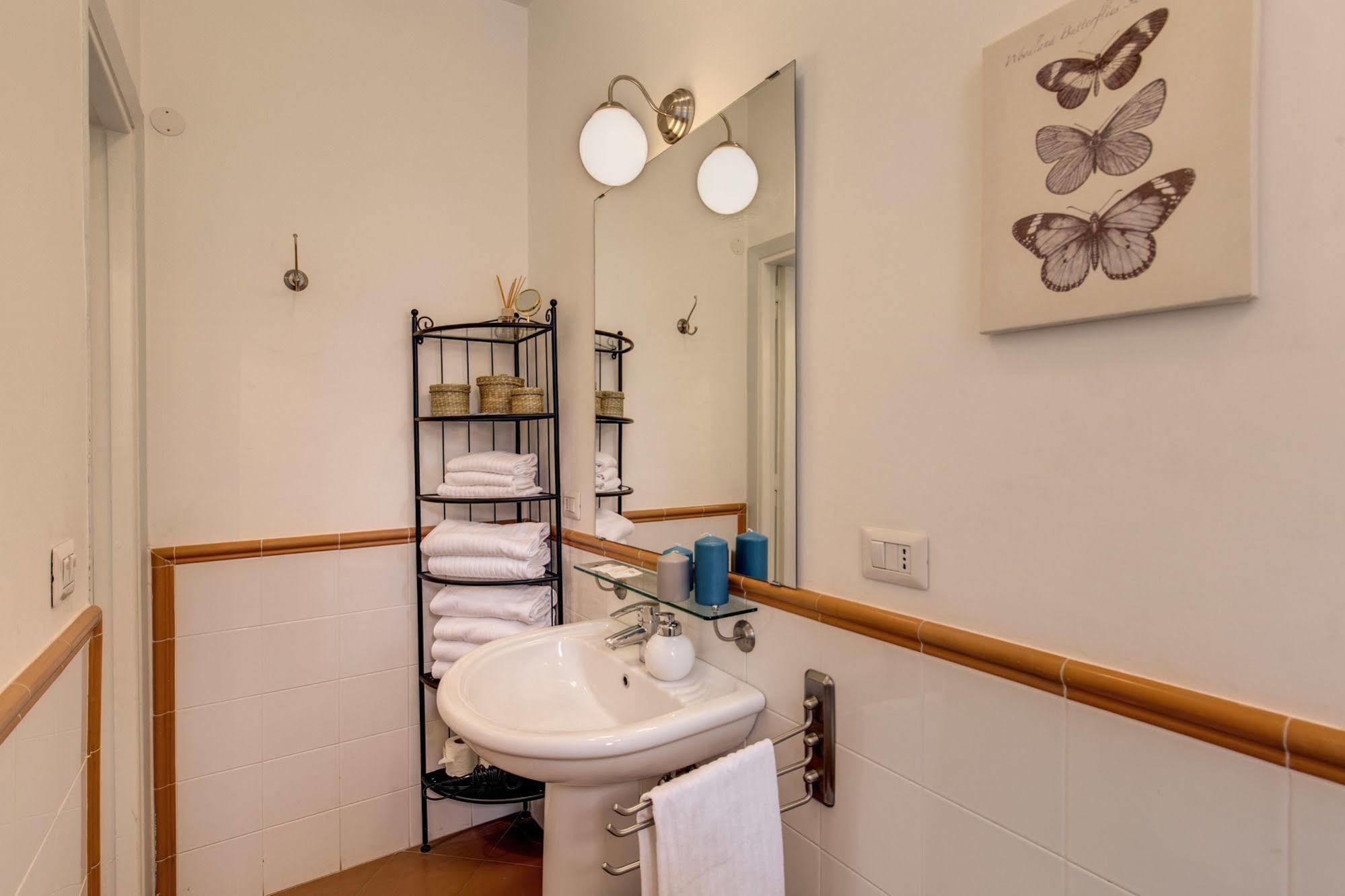 Aweshomeitaly - Spagna Glamour Life Penthouse Apartment Rom