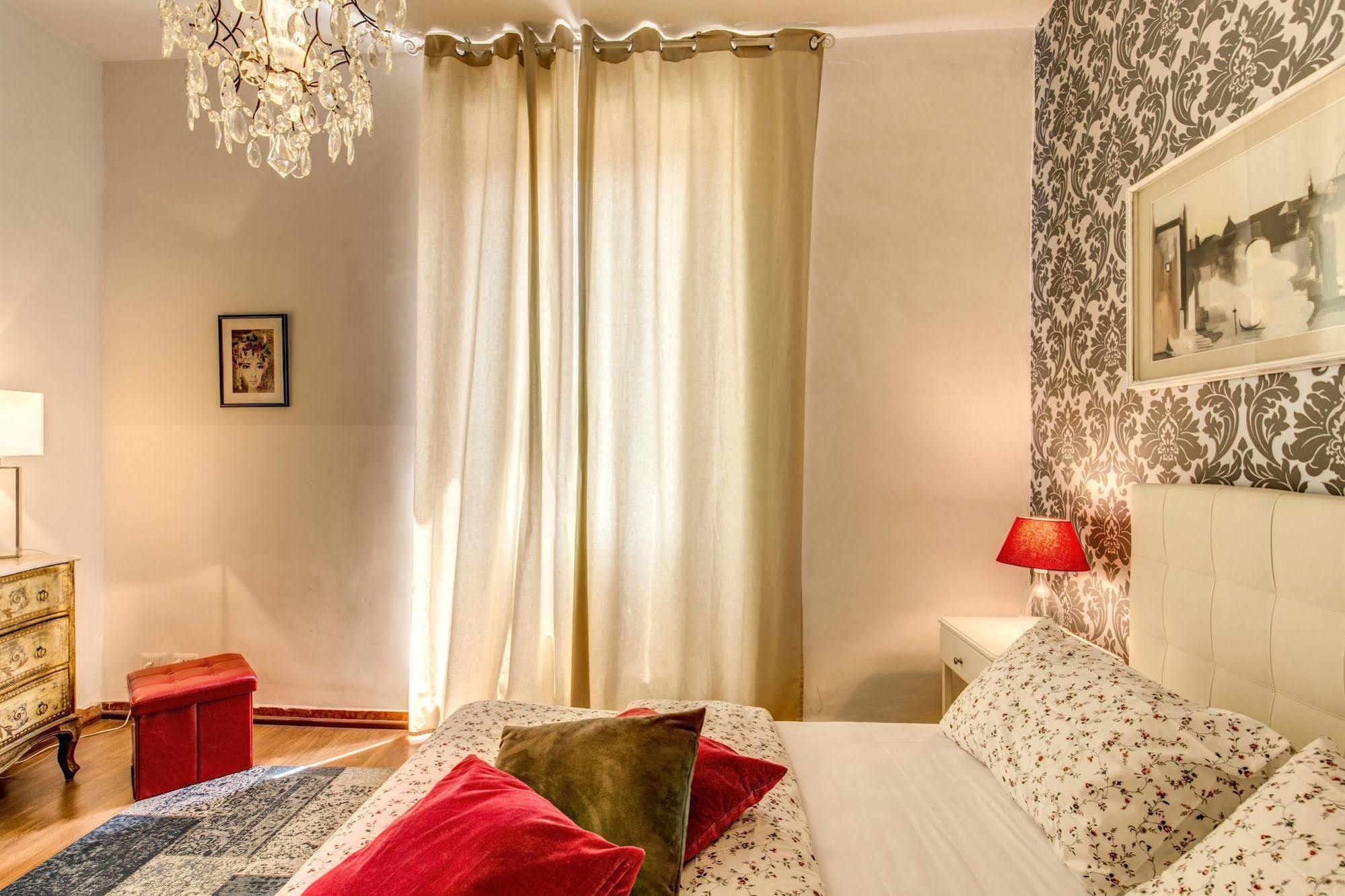 Aweshomeitaly - Spagna Glamour Life Penthouse Apartment Rom
