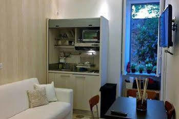 Sweet Apartment *