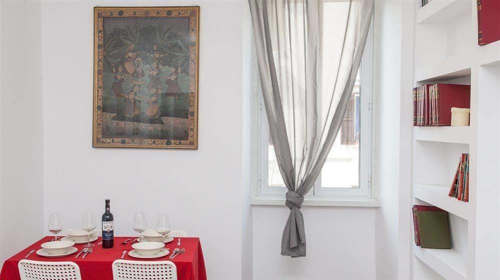 Apartment Via Giovanni Battista Bodoni * Rome