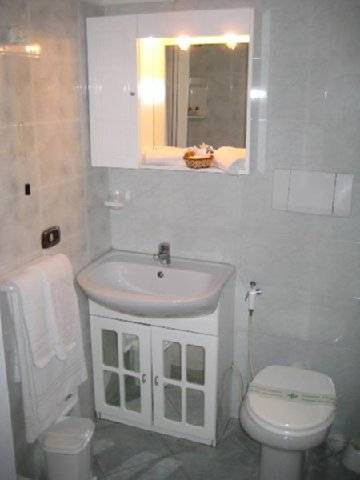 Octavia Hotel 3*