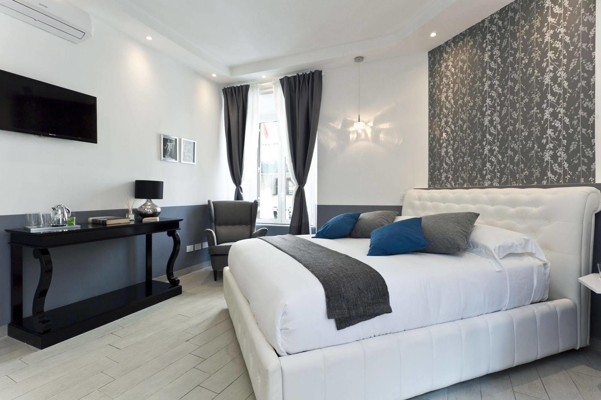 Sallustio Fine 3*