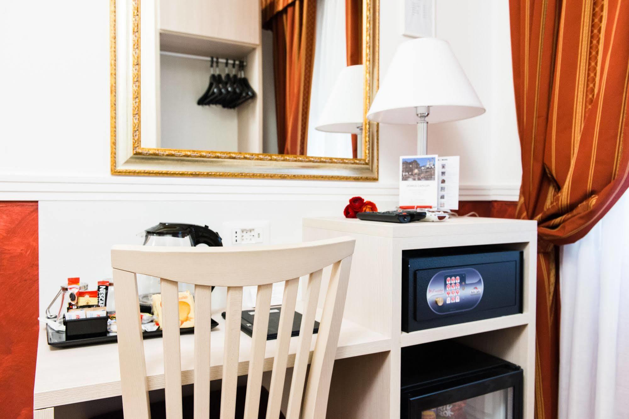 Domus Capilupi Bed & Breakfast 2*