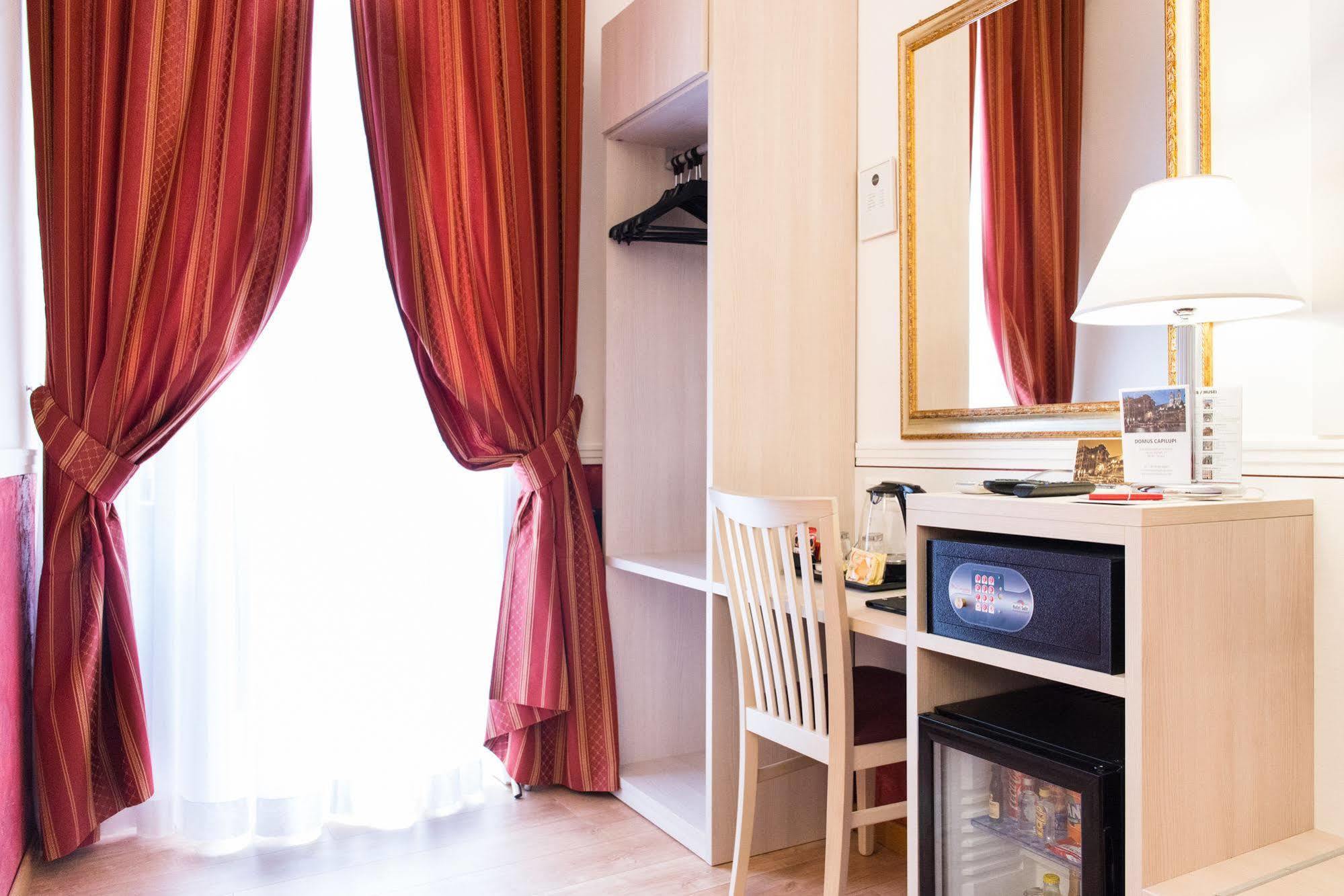 Domus Capilupi Bed & Breakfast 2*