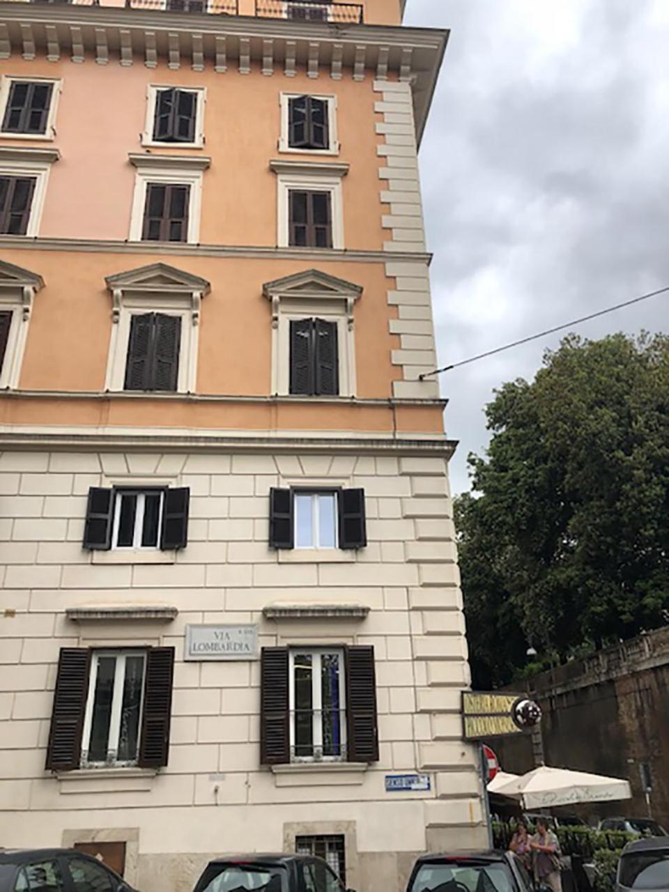 Casa de hóspedes Lux In 2*