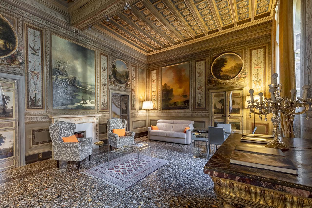 Casa Borghese By Burghesius * Roma