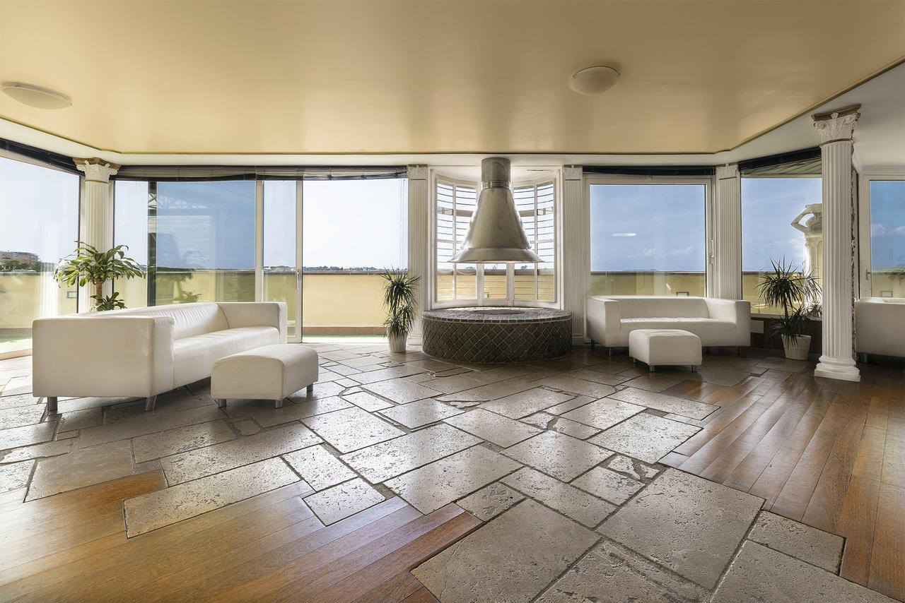 Hotel Grand Colony Rom