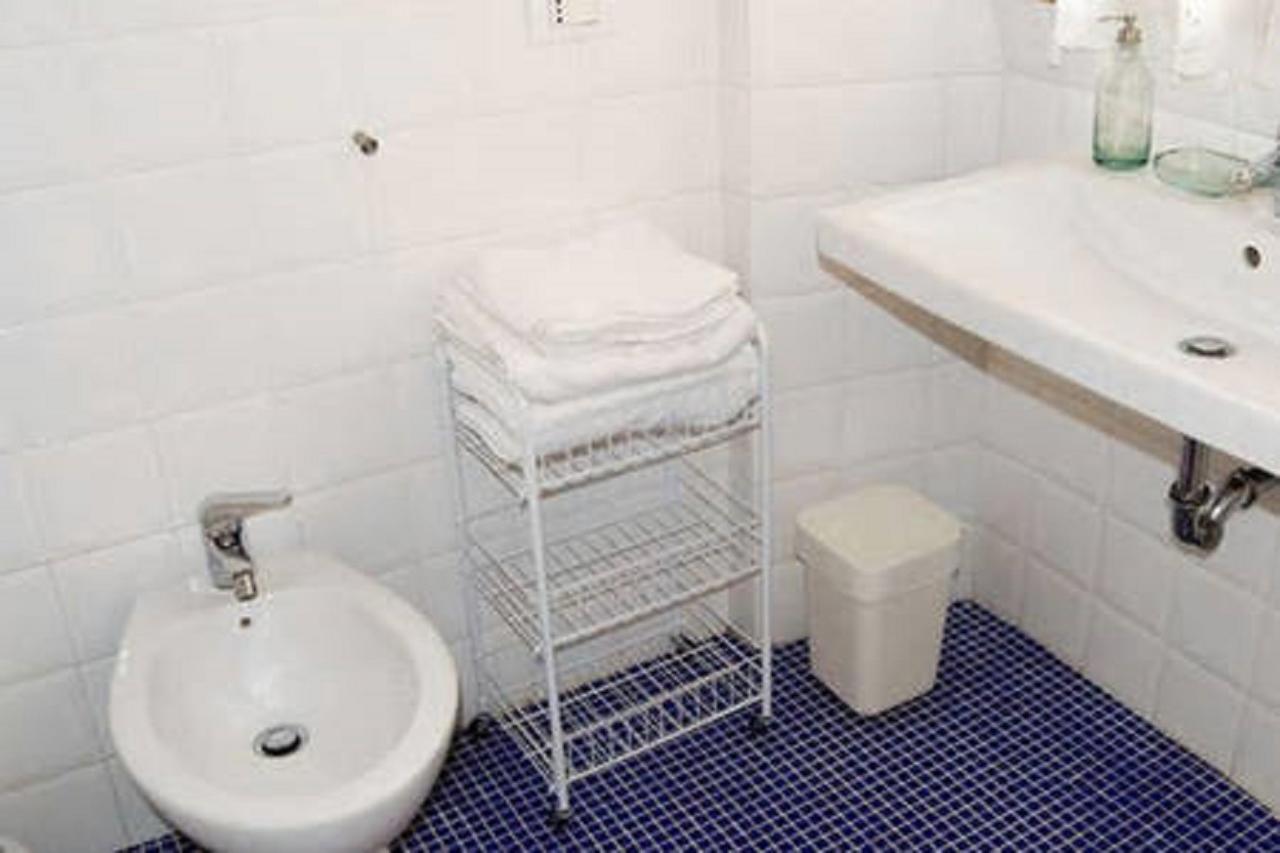 Di 65 M² Con 2 * Roma