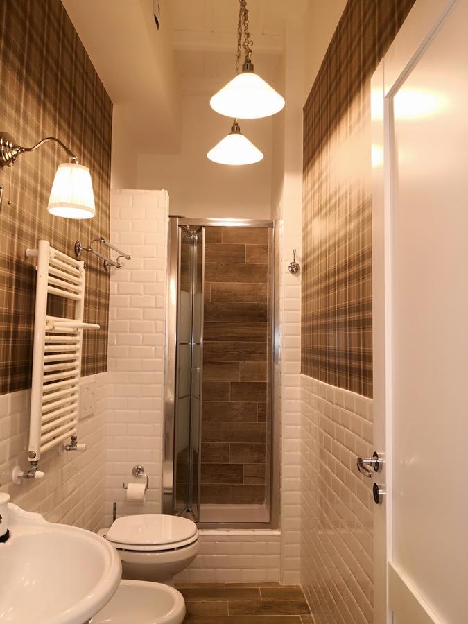 Urbana 33 3*