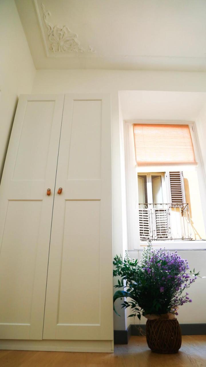 Pietra Square Apartment