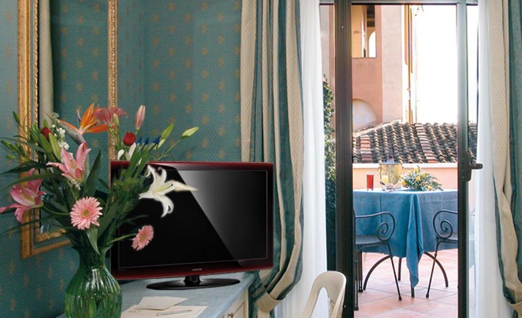 La Lumiere Di Piazza Di Spagna Hotel