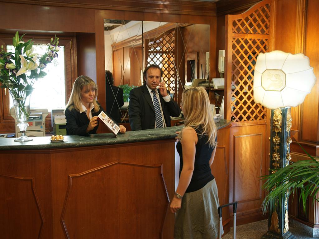 Bolivar Hotel