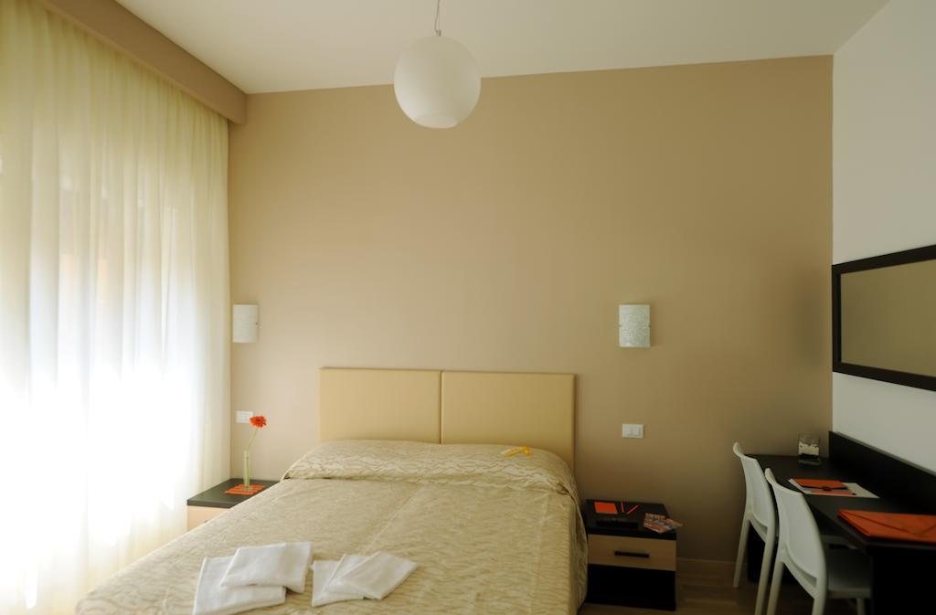 Honey Gasthof Rom