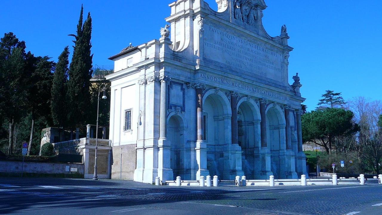La Dolce Vita Trastevere Rom