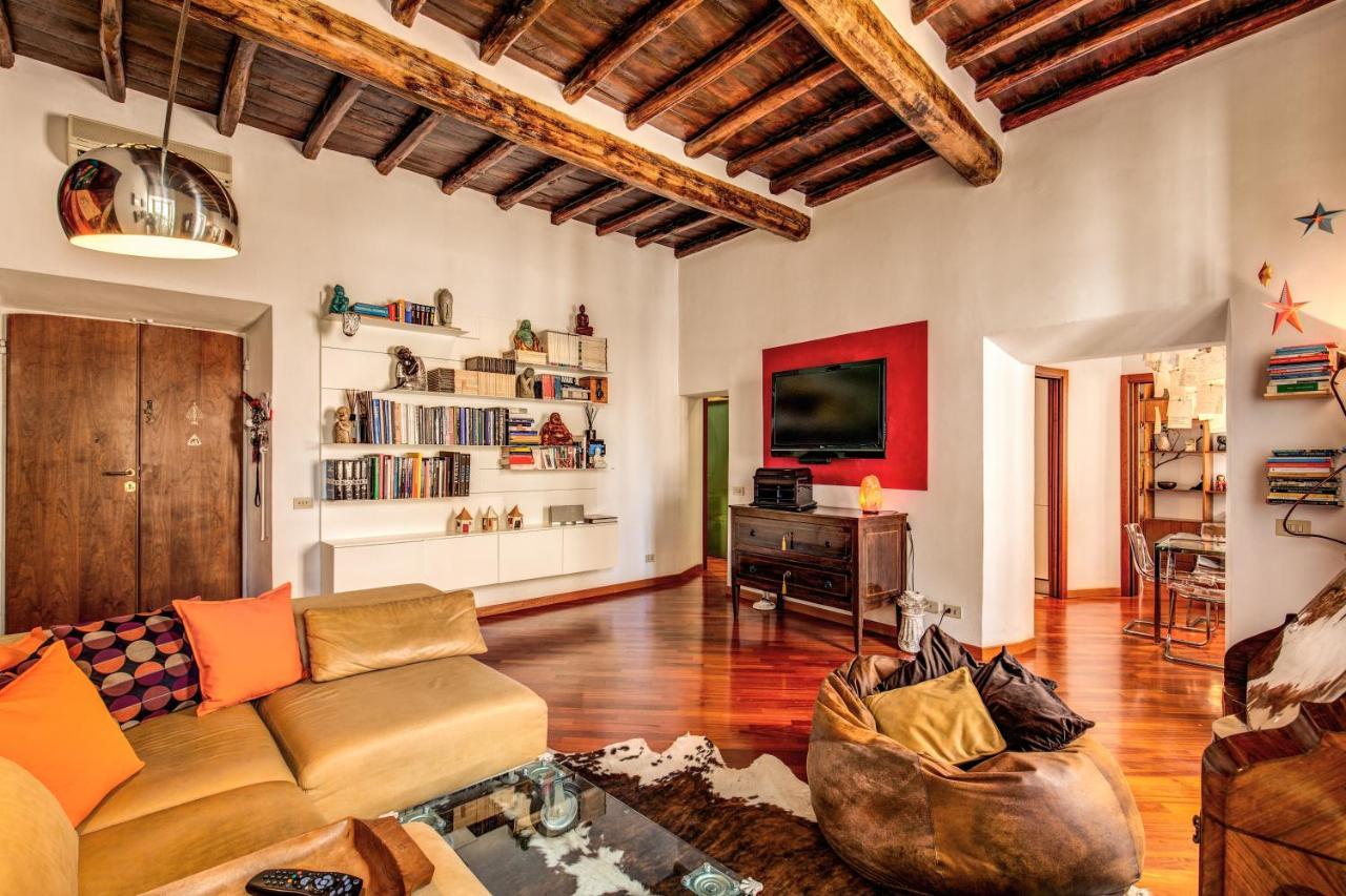 Pellegrino Apartment