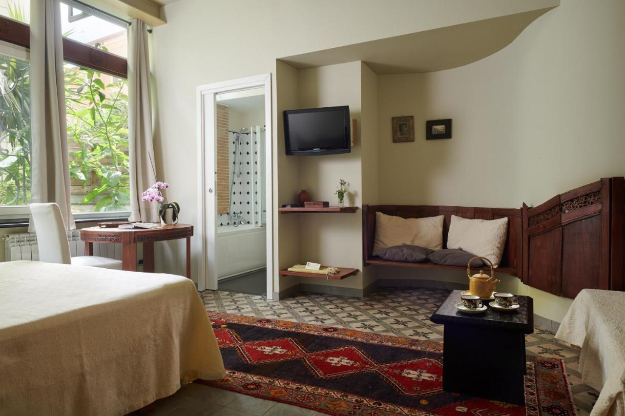 Palm Gallery Garden House Hotel 3*