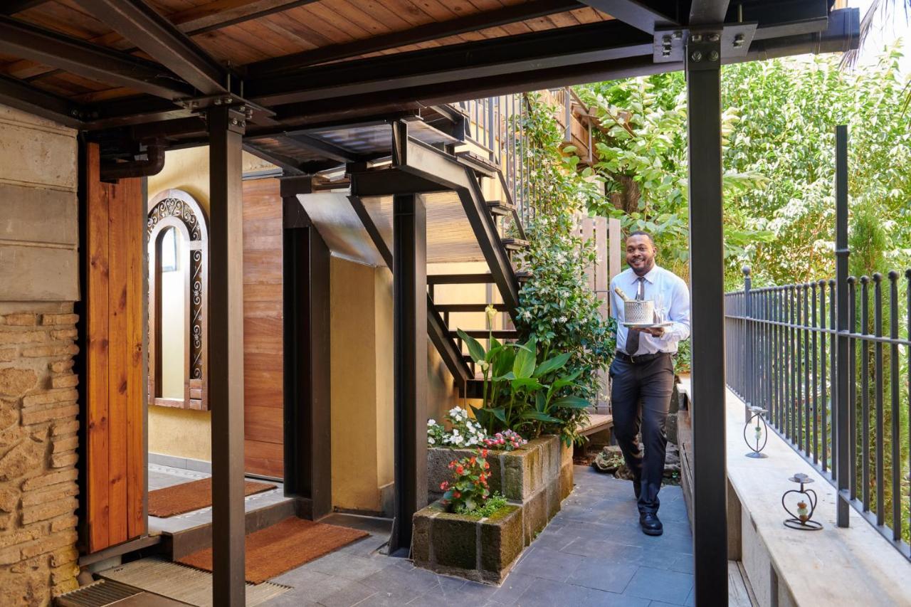 Palm Gallery Garden House Hotel 3*