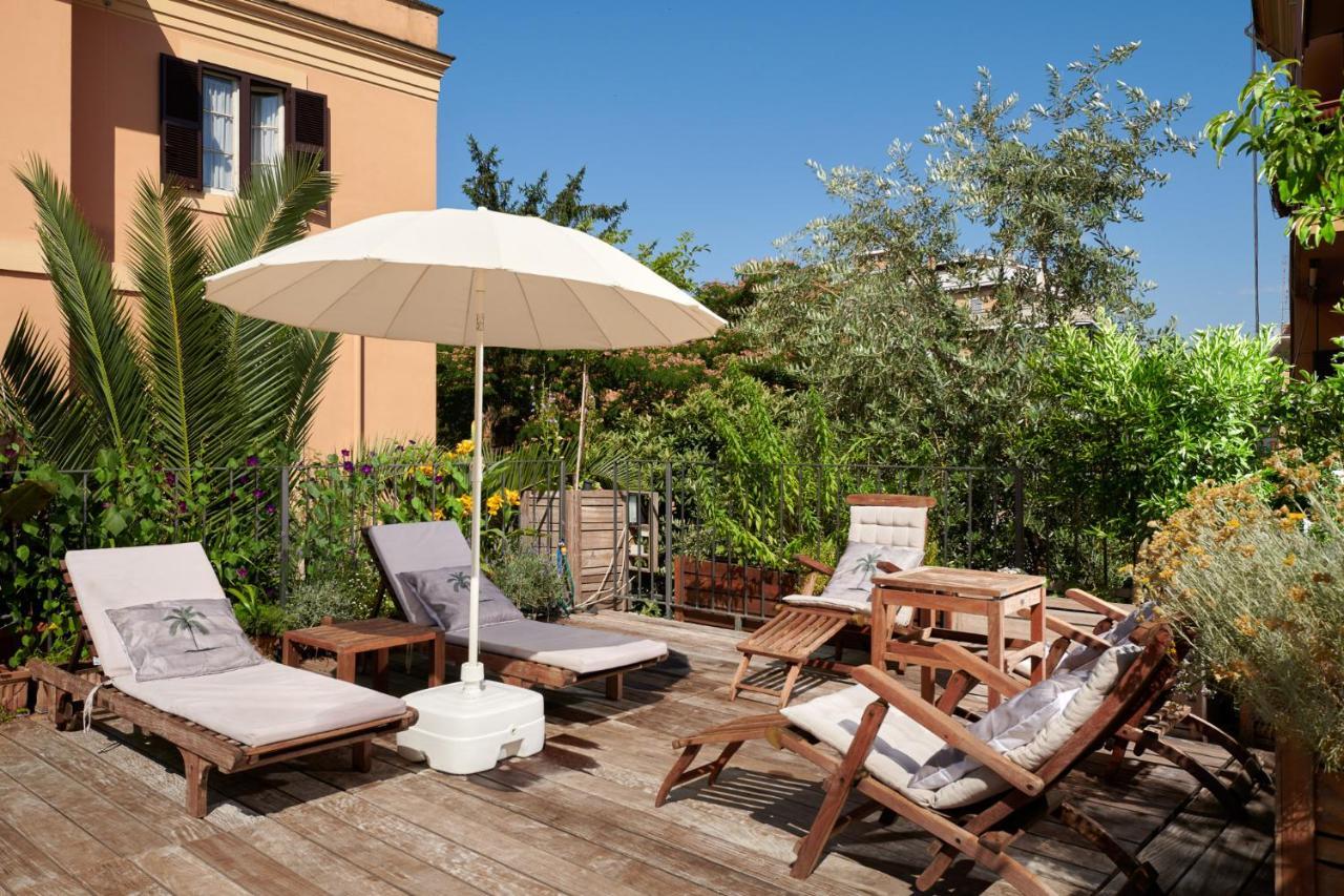 Palm Gallery Garden House Roma