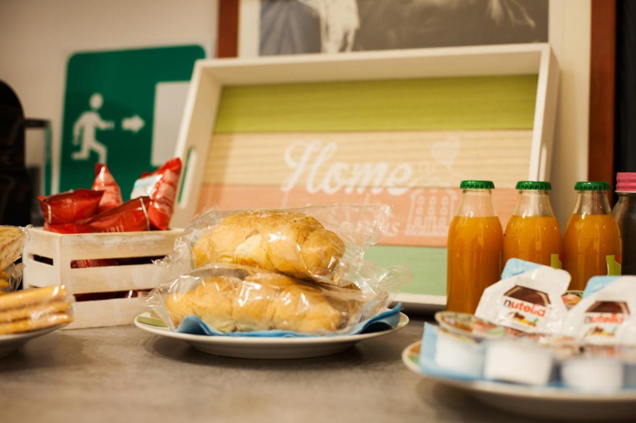 Acomodação com café da manhã  Ostiense District Roma