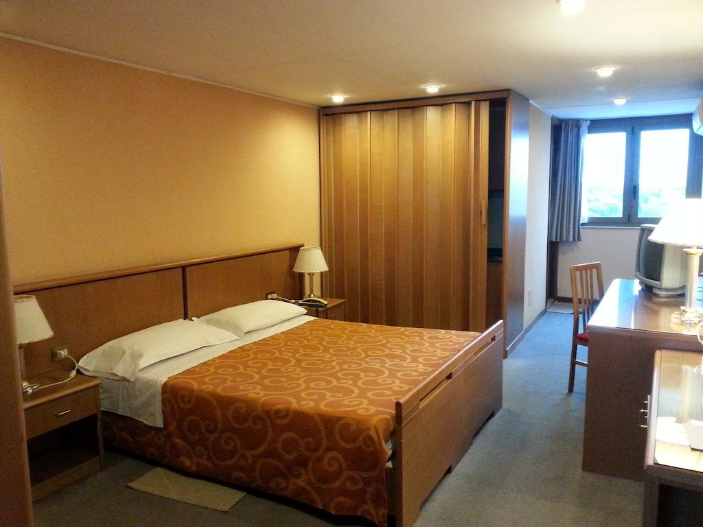 Aparthotel Adagio Garden 4*